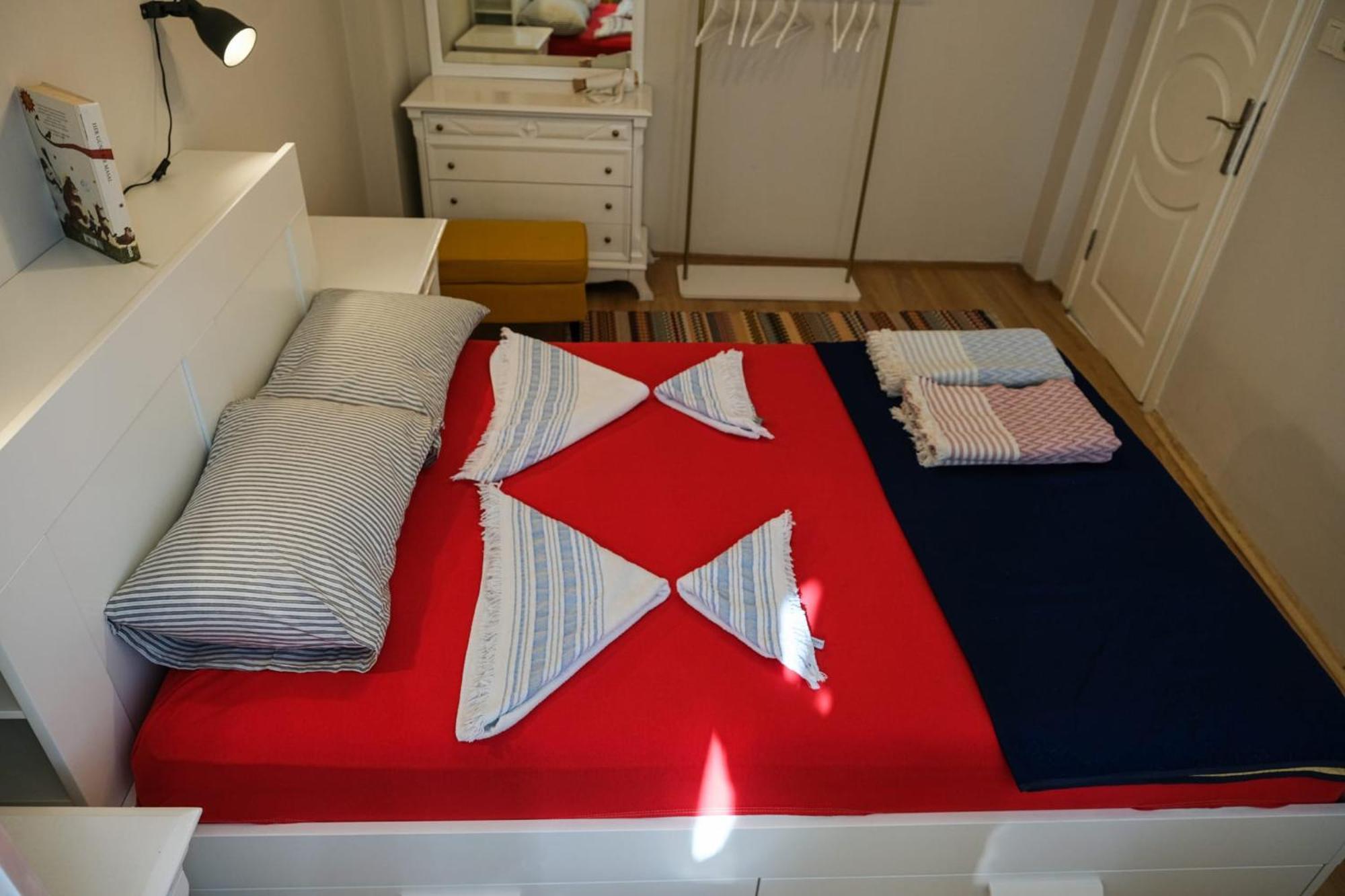 Taksim Pera House Апартаменти